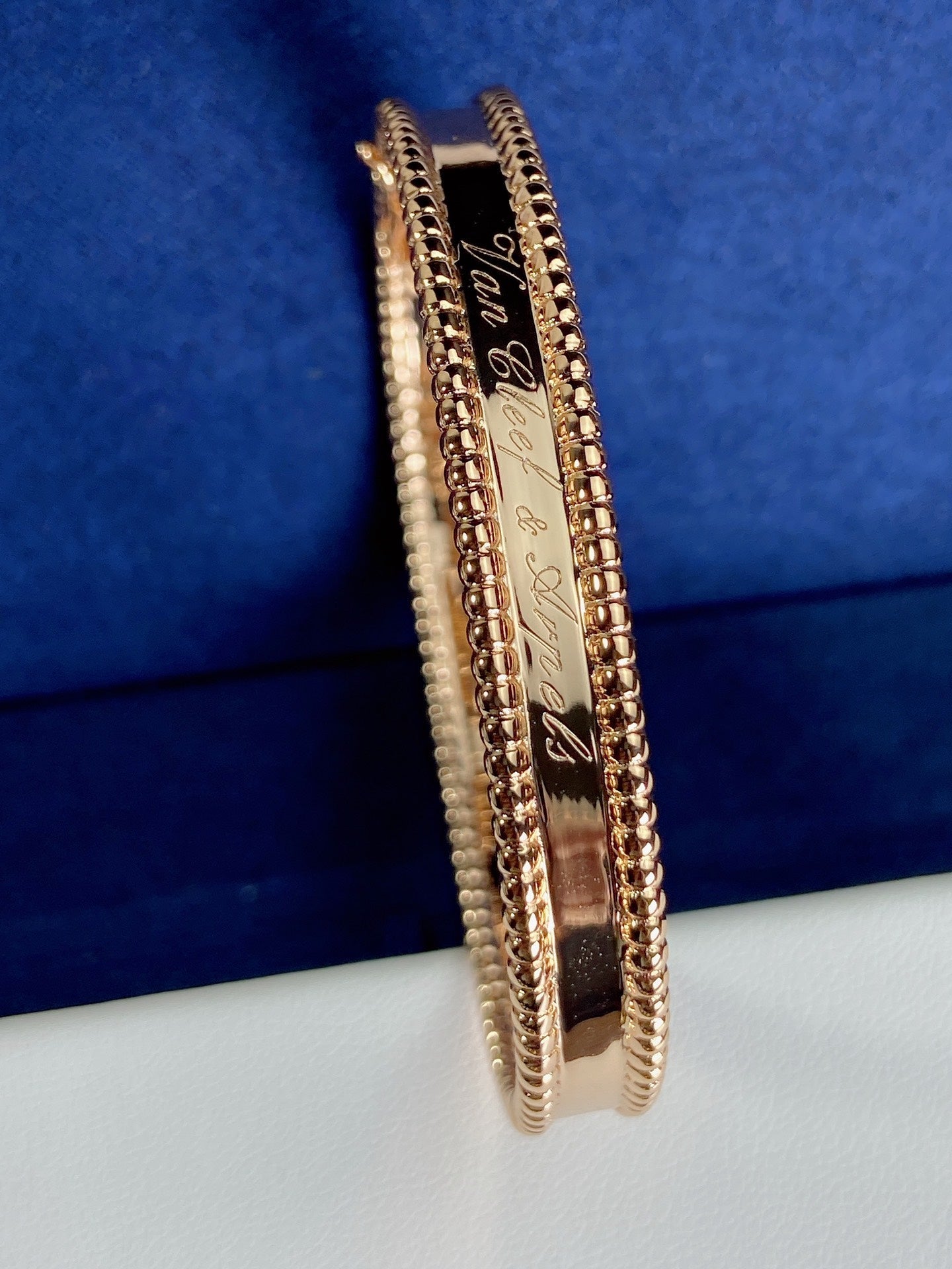 18K Perlée Signature Bracelet