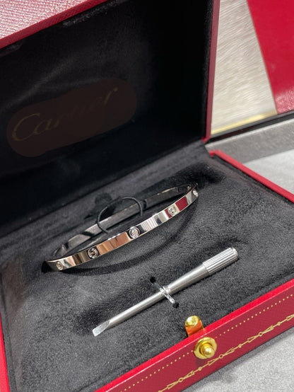 18K Love Ten Diamonds Small Bracelet