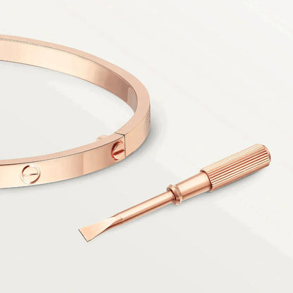 18K  Love Small Bracelet